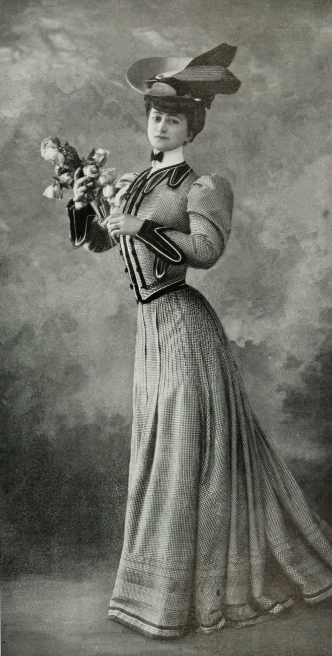 Tailored coat and skirt, 1905