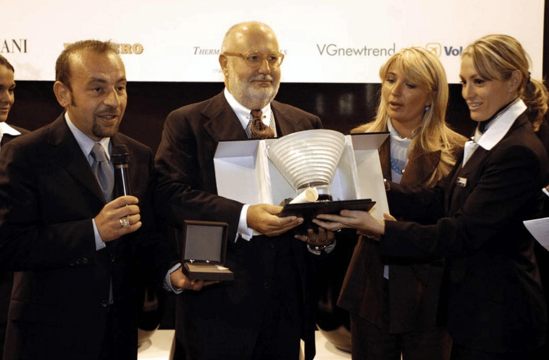 Gianfranco Ferre Receiving Awards 2004
